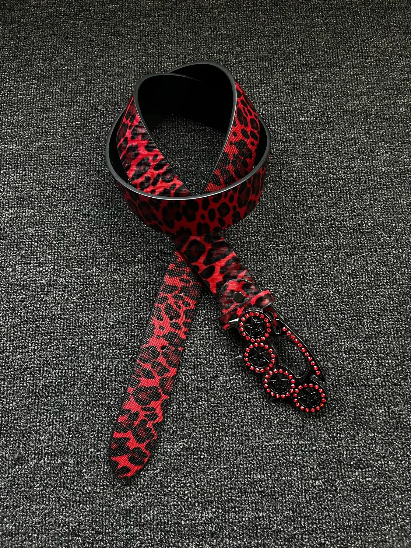 Finger tiger red stripe domineering belt punk dark style red personality belt finger tiger buckle head street dance trend Stylish Belts