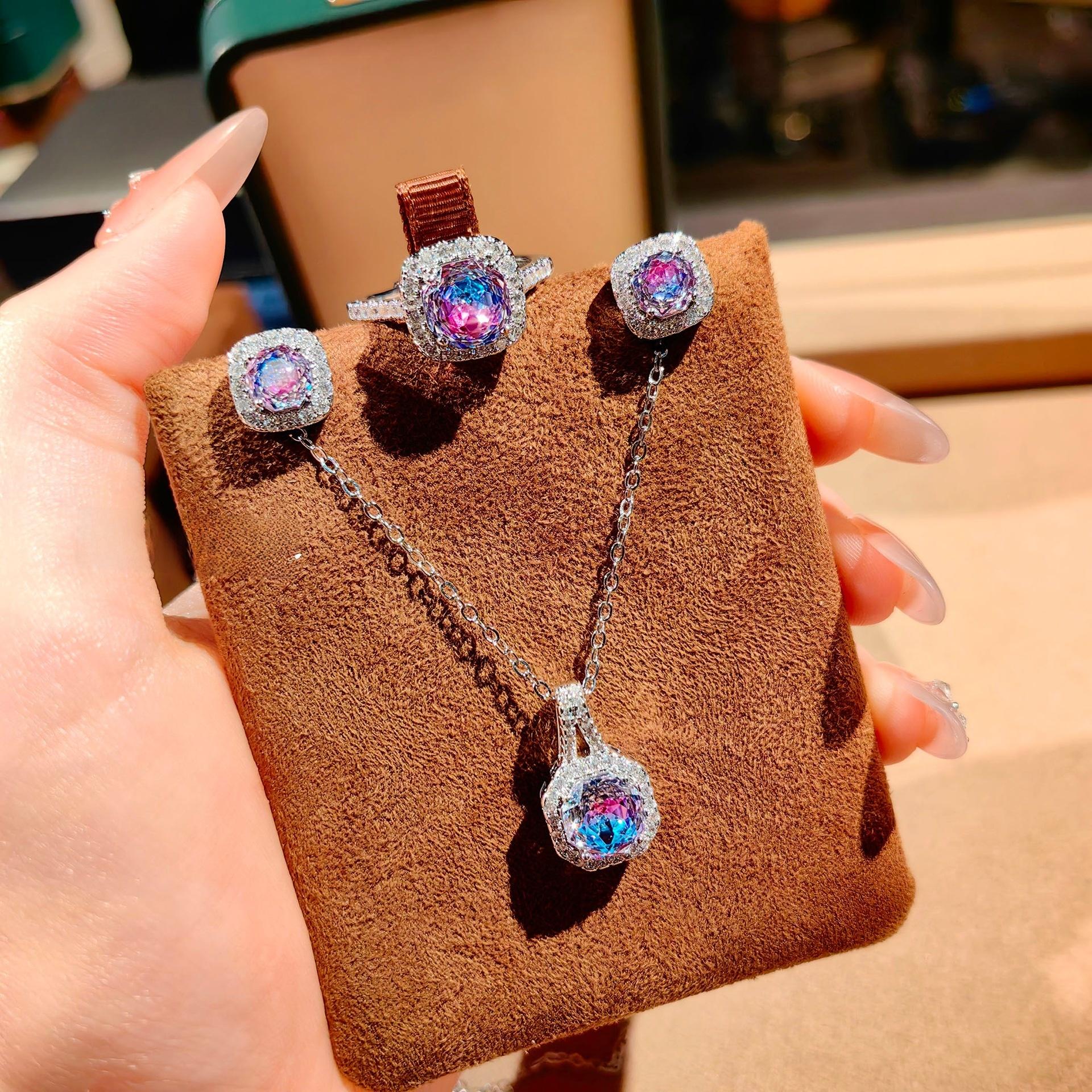 💎 ✨   Octagonal Rose Cut Full CZ Set |   Pendant Necklace + Matching Ring |   Both in Cubic Zirconia |   Sleek & Sophisticated Design |   Everyday Chic – Timeless Gift for Anyone