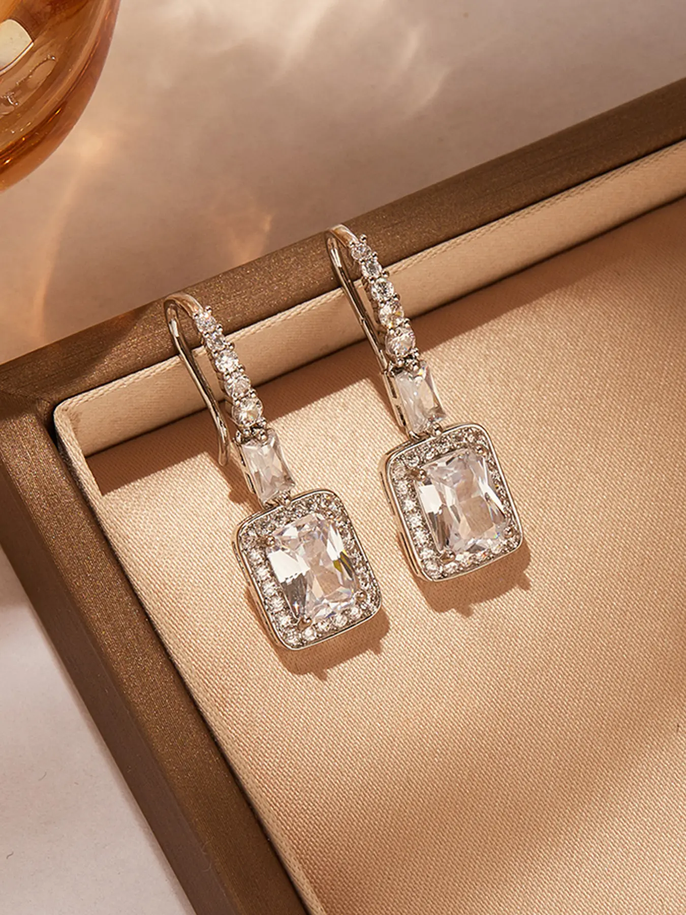 Fashionable Simple Square Zircon Stud Earrings, Silver Color Rhinestone Earings for Women, Daily Party Wear, Holiday Gifts