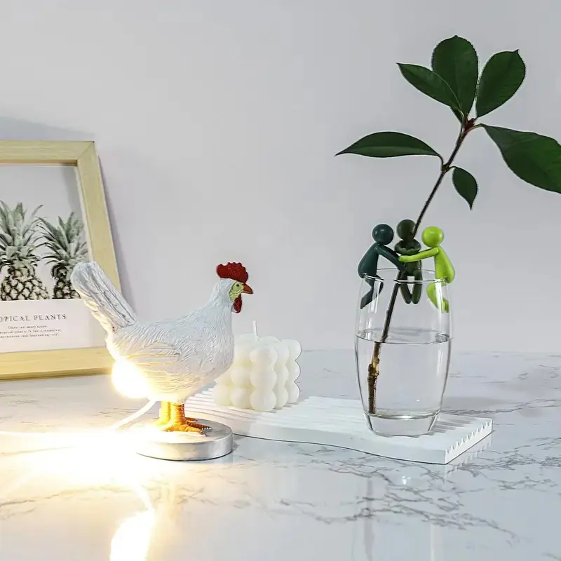 Creative Chicken-Shaped Lamp, Resin Decorative Item, Unique Desk Lamp, Home Decoration, Perfect for Living Room and Kitchen