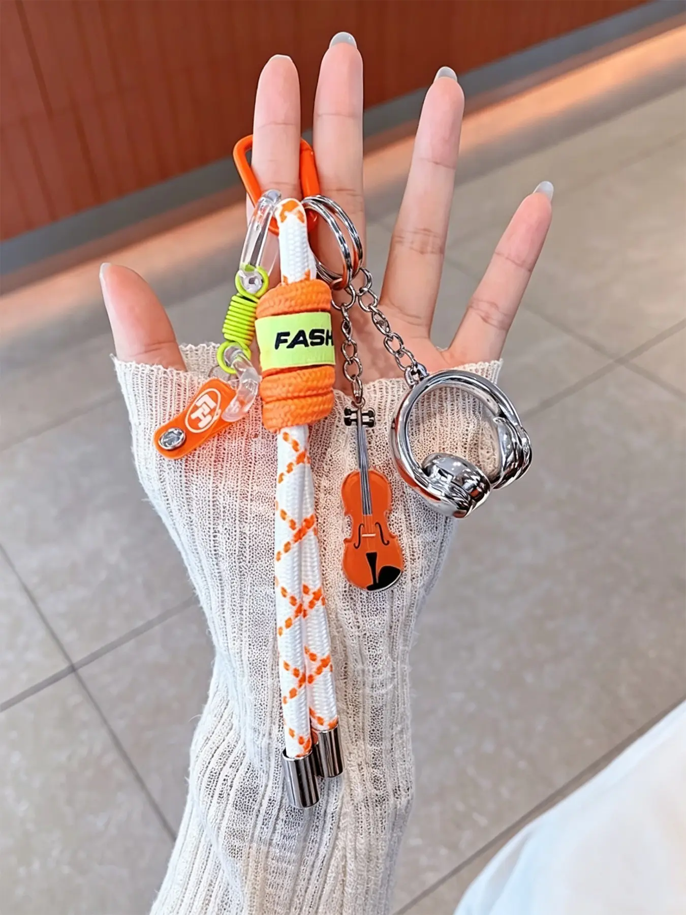 Y2K Preppy Aesthetic Braided Rope Keychain With Guitar Violin Headphone Charms, Colorful Backpack Bag Pendant Carabiner Wrist Lanyard, Cute Streetwear Accessories Gift For Music Lovers Teen Girls Boys