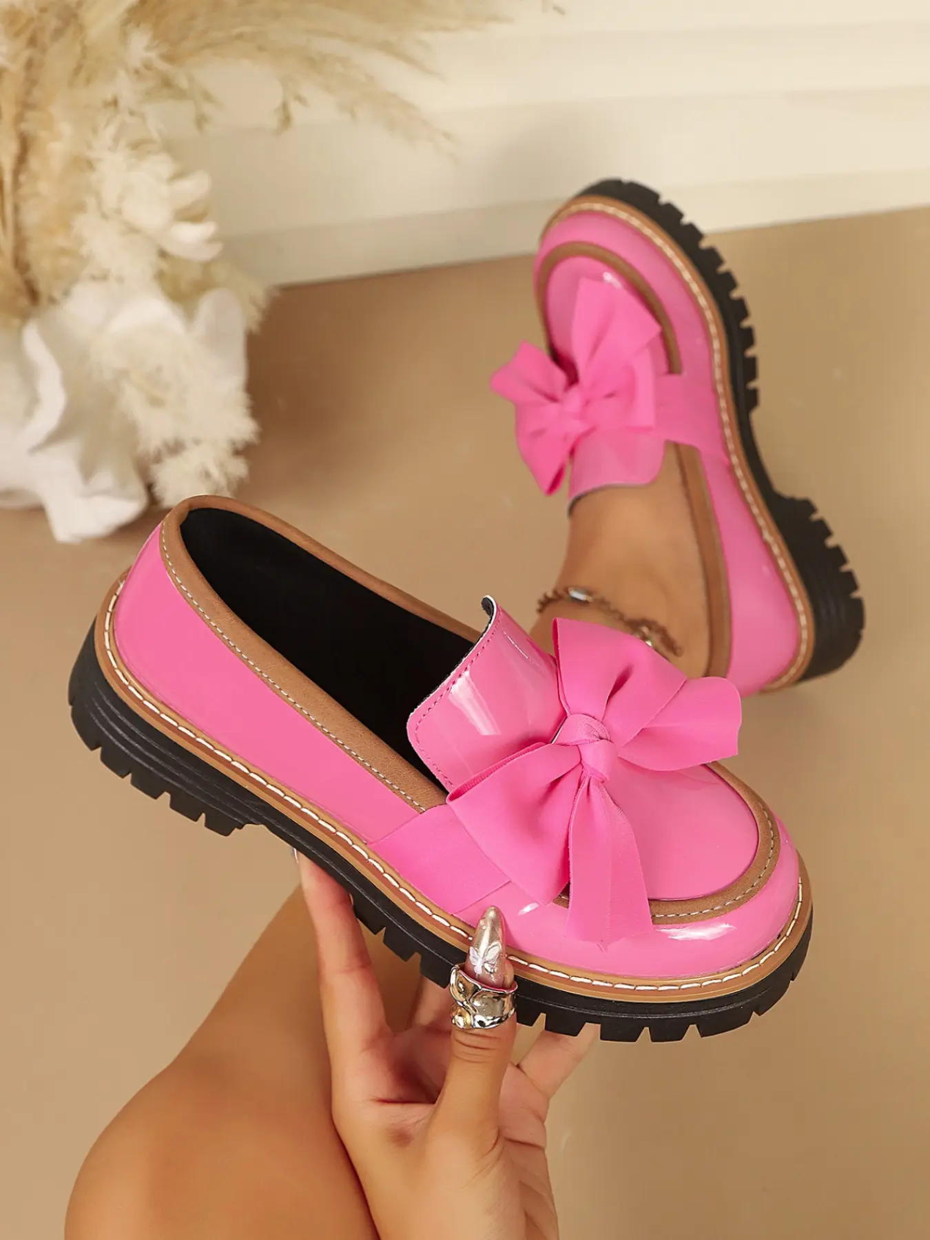 Women's Glossy Bow Colorblock Thick Sole Loafers, Vintage College Style, Height-Boosting, All Seasons, Elegant PU Leather Shoes