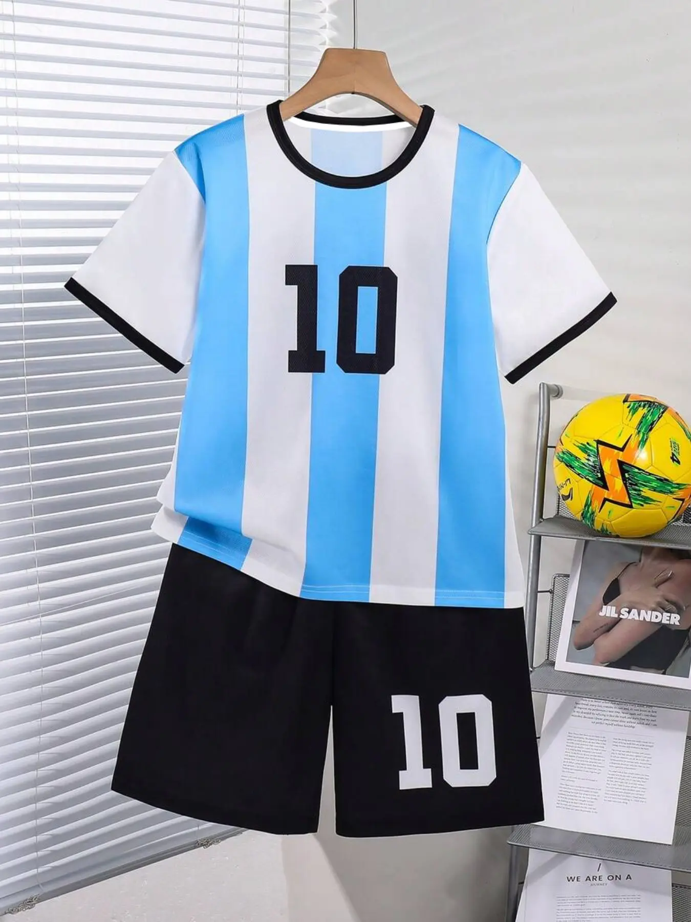 2-Piece Boys' Outdoor Soccer Set, Number '10' Design, Striped Colorblock Round Neck Short Sleeve Top and Shorts, Spring/summer