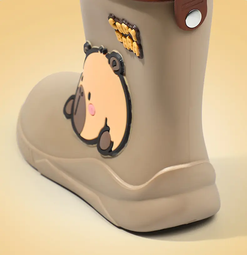 Capybara Rubber Boots For Kids Anti-Slip Youngsters's Mid-Calf Rain Boots With Elastic Band Boy and Girl Comfortable Rain Shoes