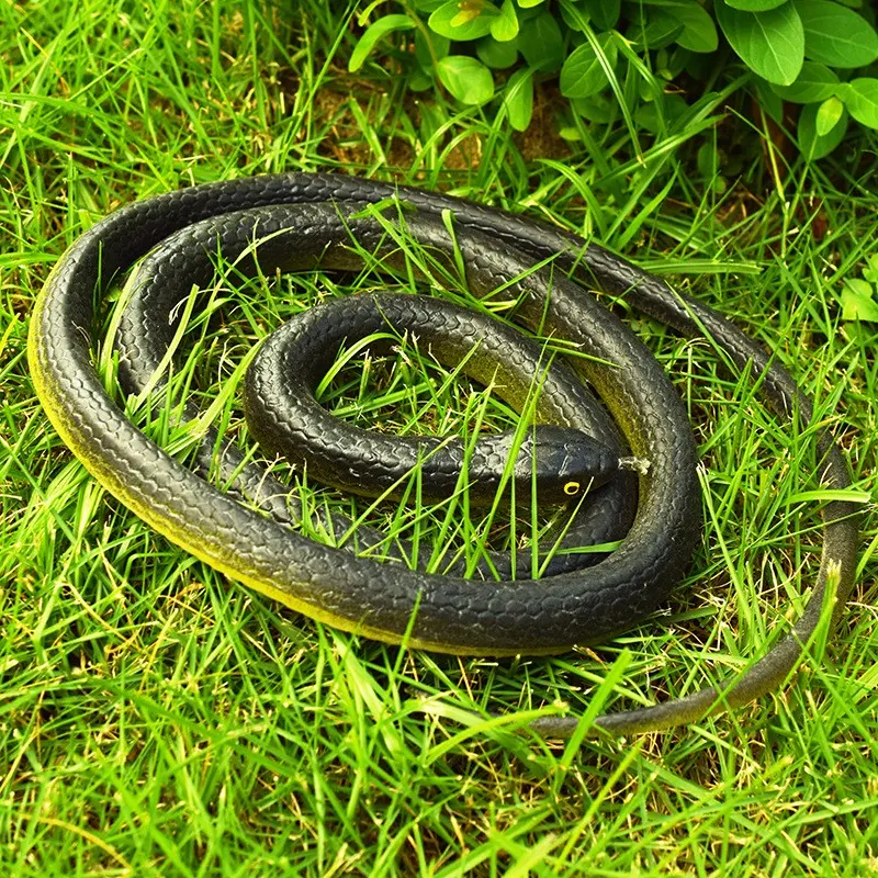Snake Prank Toy with String and Clip, Funny Jump Scare Gag Toy for April Fools, Office Pranks, Party Tricks, Halloween Props