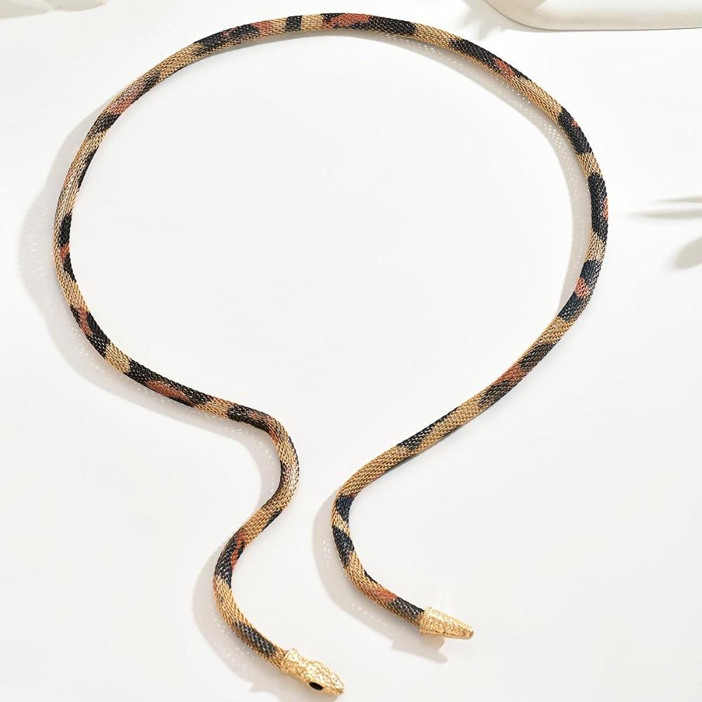 Women's Adjustable Snake Chain Necklace, Punk Gold Snake Pendant, Black & Orange Snake Pattern in Light Beige, Fashion Versatile Neckpiece for Daily & Party Wear, Bold Trendy Accessory & Ideal Gift