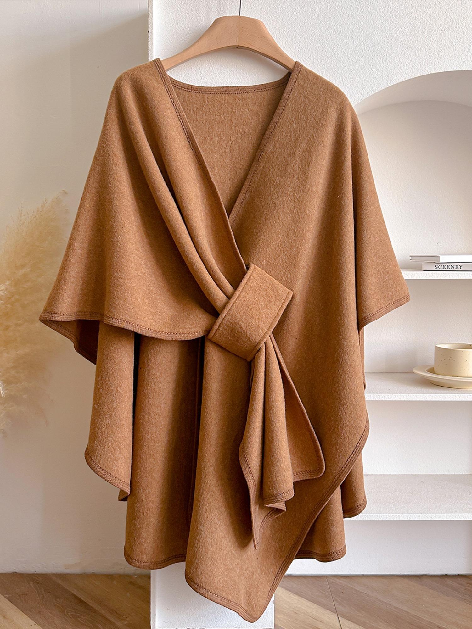 Women's Keyhole Detail Cape Shawl, Casual Elegant Wrap Shawl for Daily Wear, Fashion Accessories for Women & Girls, Trendy Solid Shawl