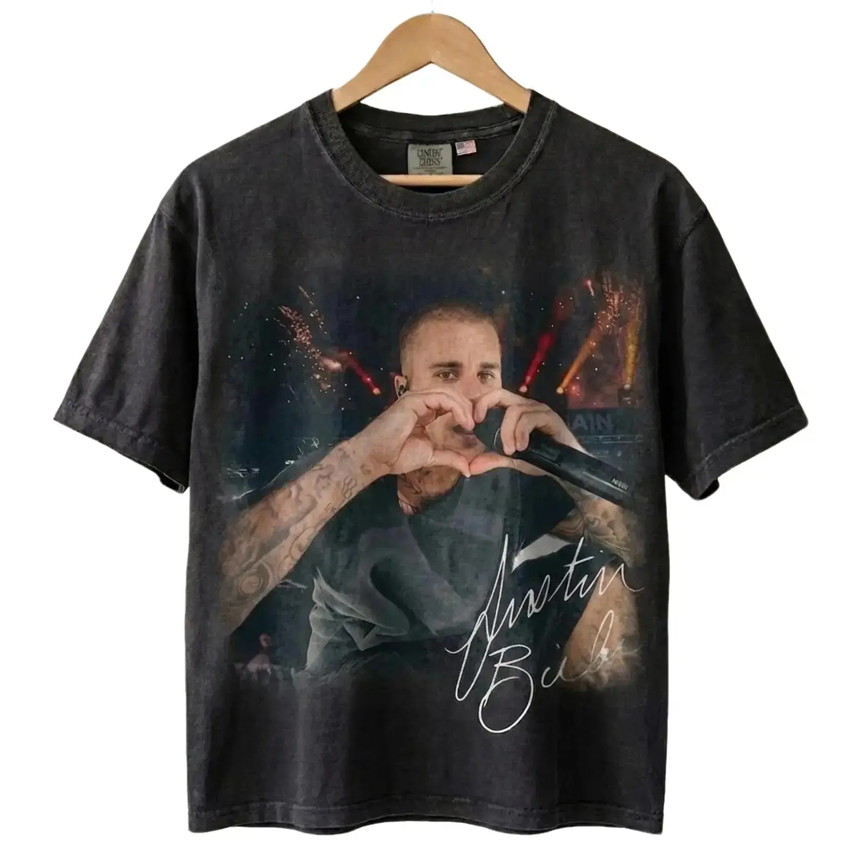 Vintage Bieber Heart Sign Shirt, Retro Music T-Shirt, Tour 2026 Tee