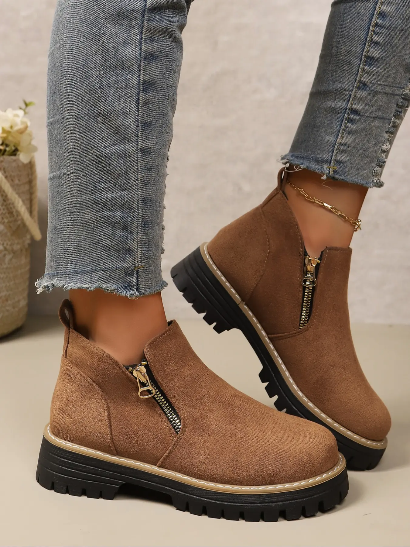 Women's Fashion Thick Sole Short Boots, Comfortable Side Zipper Outdoor Boots, Thin Snow Boots, Casual Spring & Fall Wear, Fashionable Boots