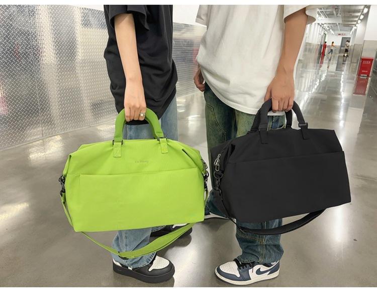 Dry and wet separation storage crossbody bag 2026 new Hong Kong style large-capacity shoulder bag versatile sports outdoor fitness bag