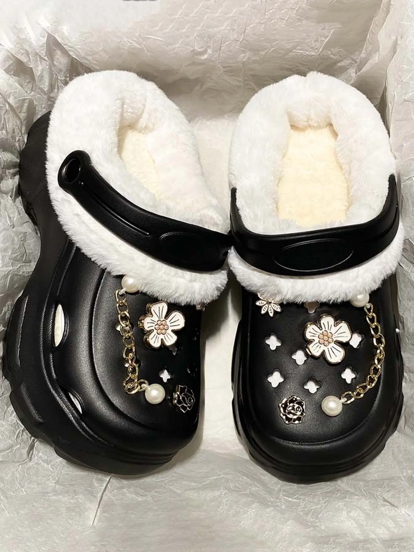 Women's Winter Fuzzy Holey Shoes, Outdoor Warm Thick Sole Casual Comfortable Student Dorm Home Wear Dual Use Fur Toe Shoes, Indoor Outdoor Slippers