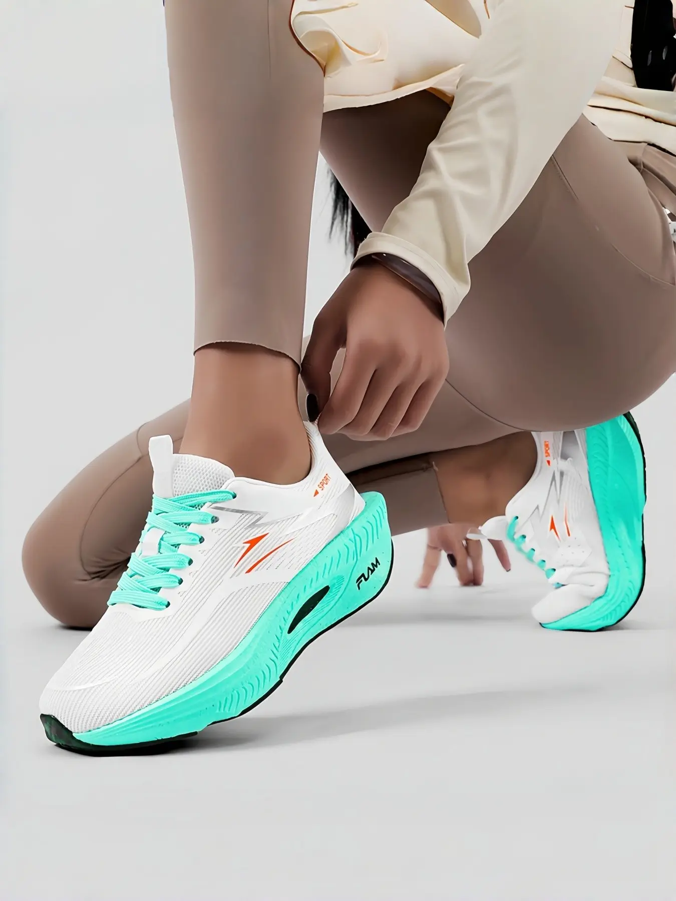 Women's Professional Marathon Training Running Shoes, Carbon Board Technology, Lightweight Shock Absorption, Anti-Slip Breathable, All Seasons, Breathable Running Sneakers