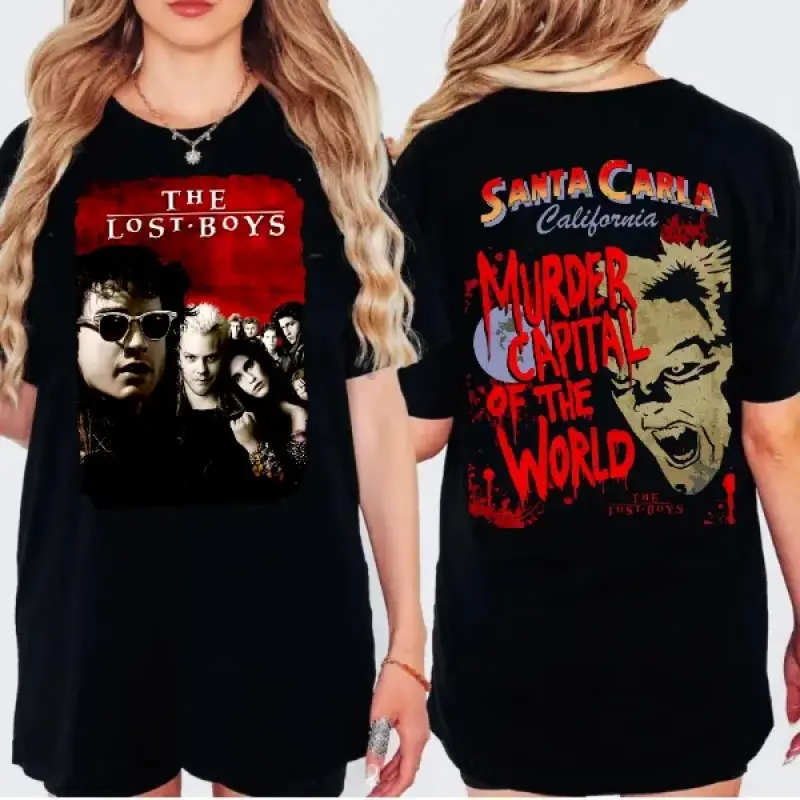 Graphic-T-shirt The Lost Boys 1987 T-Shirt, Santa Carla Vampire Horror Tee, Retro Movie Graphic Shirt, Halloween Streetwear Top, Vintage Horror Graphic Tee, Unisex Cotton Casual Shirt for Men Women, Movie Fan Gift