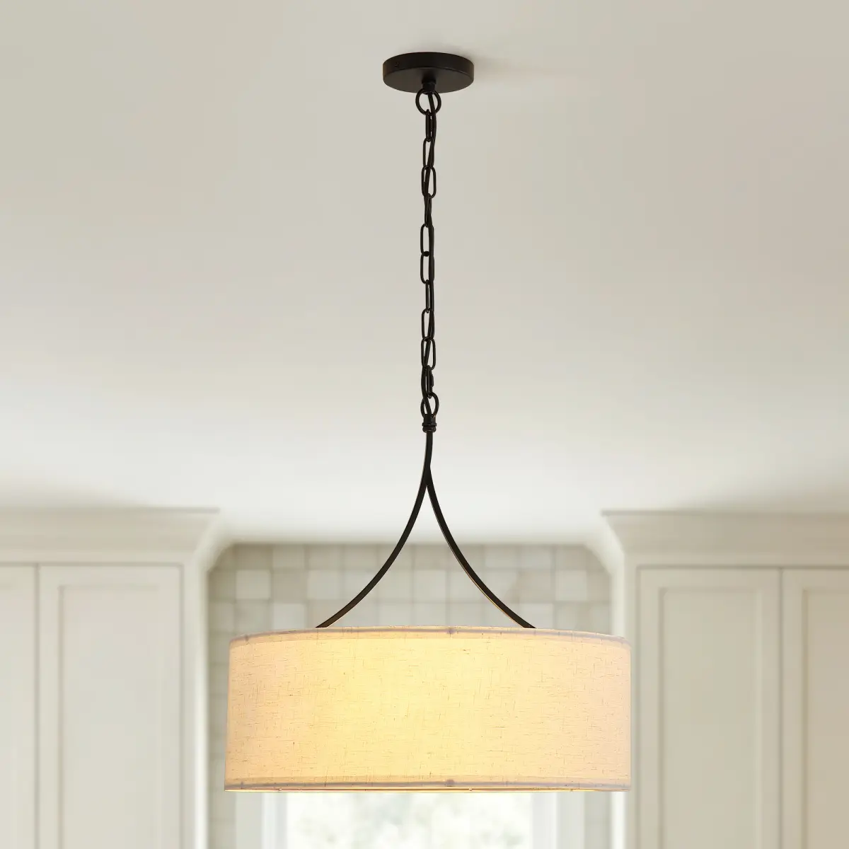 Modern 3-Light Fabric Pendant Light, Black Adjustable Drum Chandelier, Matte Black Fabric Shade Ceiling Light Fixture for Dining Room Living Room Bedroom