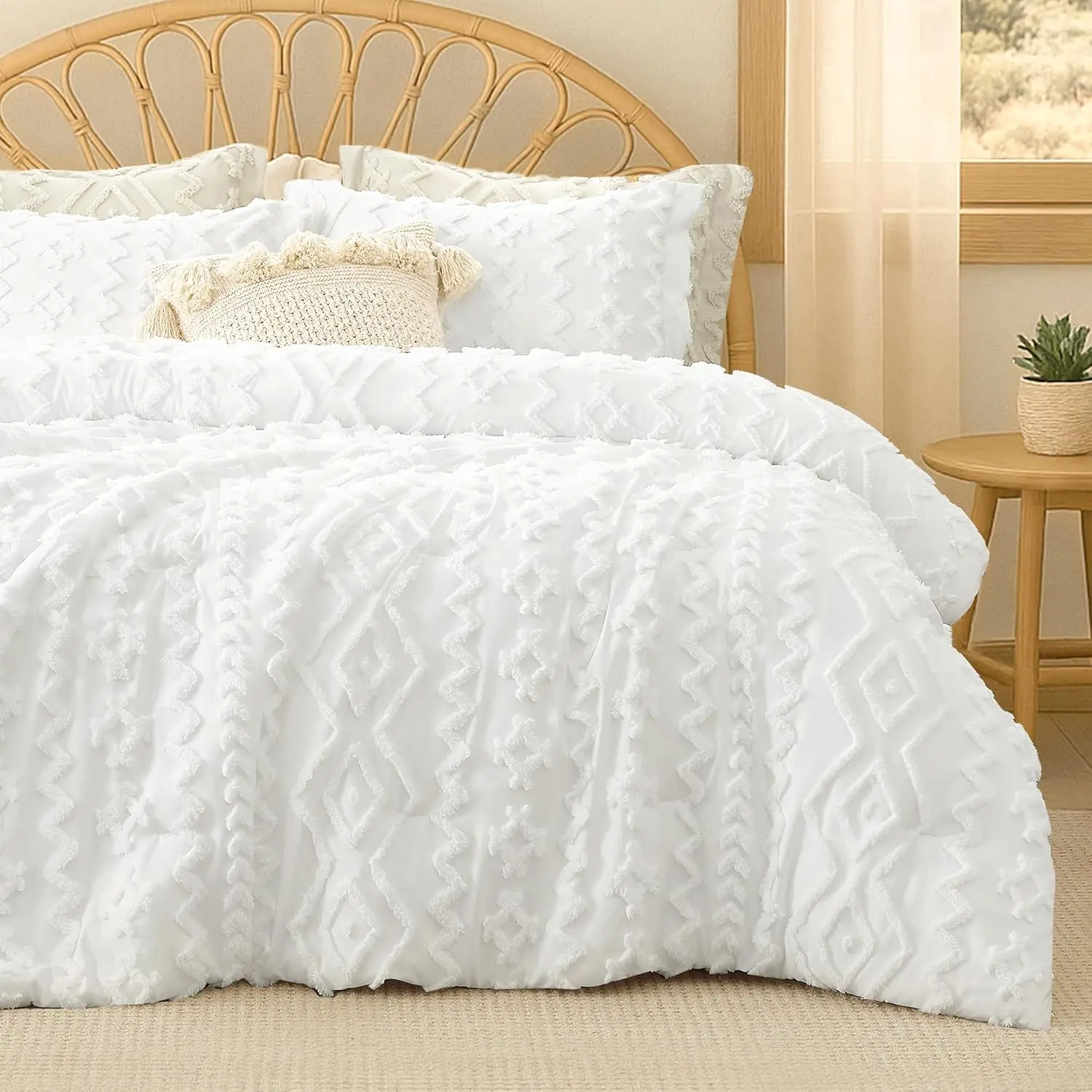 Tufted Boho Comforter Set  Size, 2 count Soft Textured Bed Set, Lightweight Breathable Comforter for  Seasons,  Shabby Chic Jacquard Bedding, Cozy  for Women, White