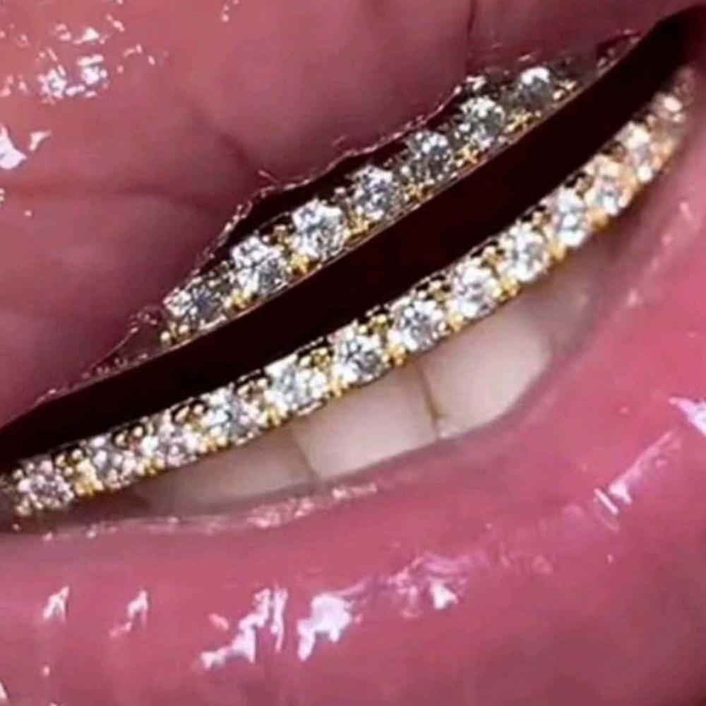 2pcs Set of Hip Hop Tiger Tooth Grillz with Sparkling Cubic Synthetic Zirconia - Golden Copper Teeth Jewelry for Music Festivals, Parties & Everyday Glam Oral