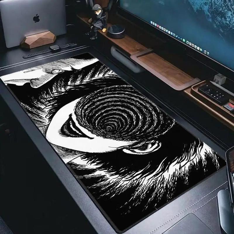 'Black and white Mouse Pad Cute HD branco Desk Pad Extended Gaming Keyboard Mats Large XXL Gamer Collage Horror Anime Mousepad'