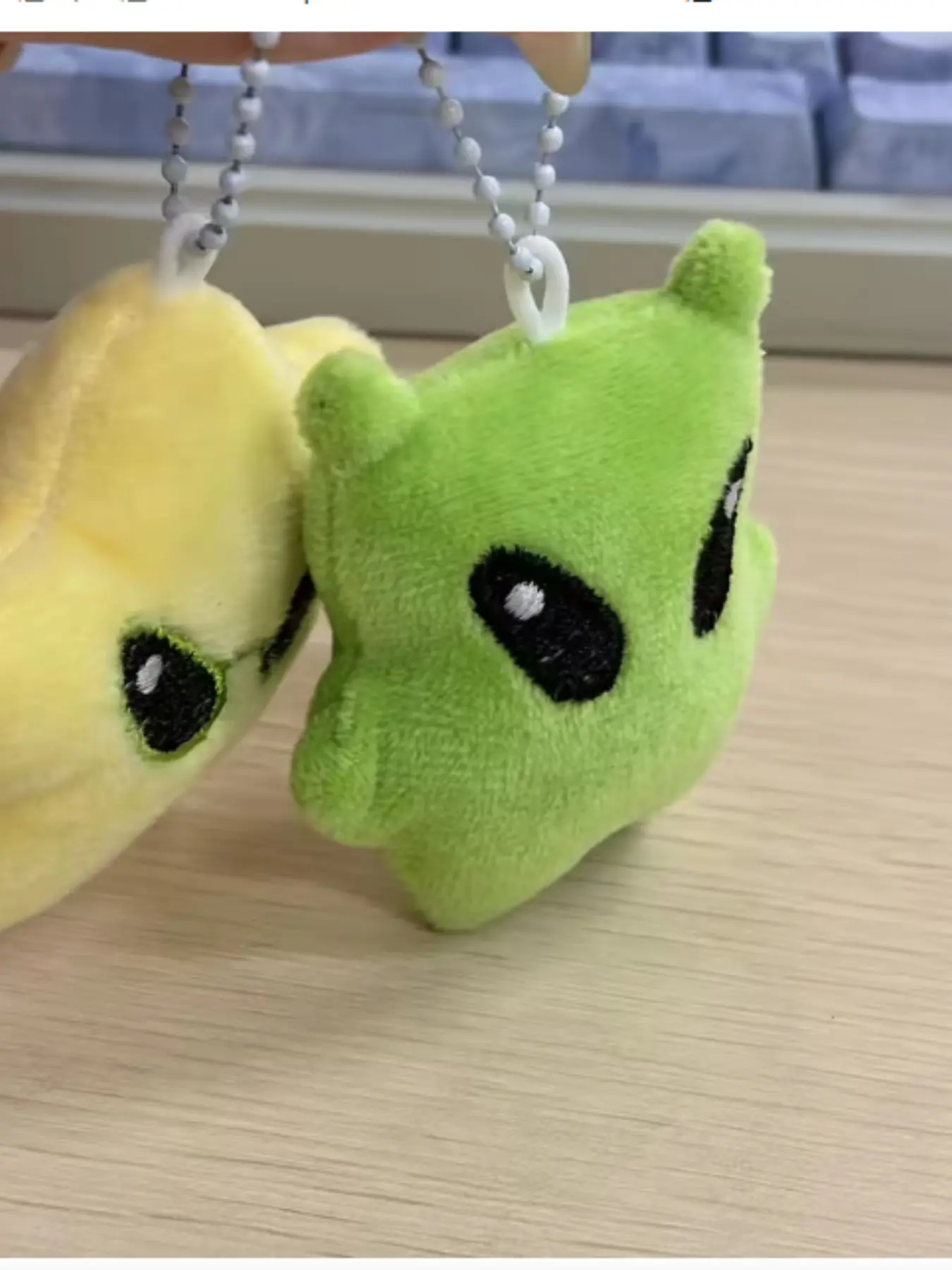2pcs Cartoon Anime Cute Alien Keychain Bag Accessory Car Keychain Gift, Fun and Unique Design, Perfect for Gifts and Daily Use, Cute Keychains