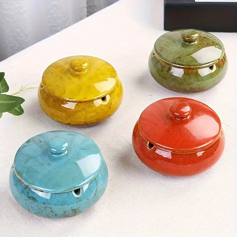 European Ceramic Ashtray with Lid Creative Kiln Change Glaze Decorative Desktop Ashtrays Living Room Retro Ash Tray Ornaments