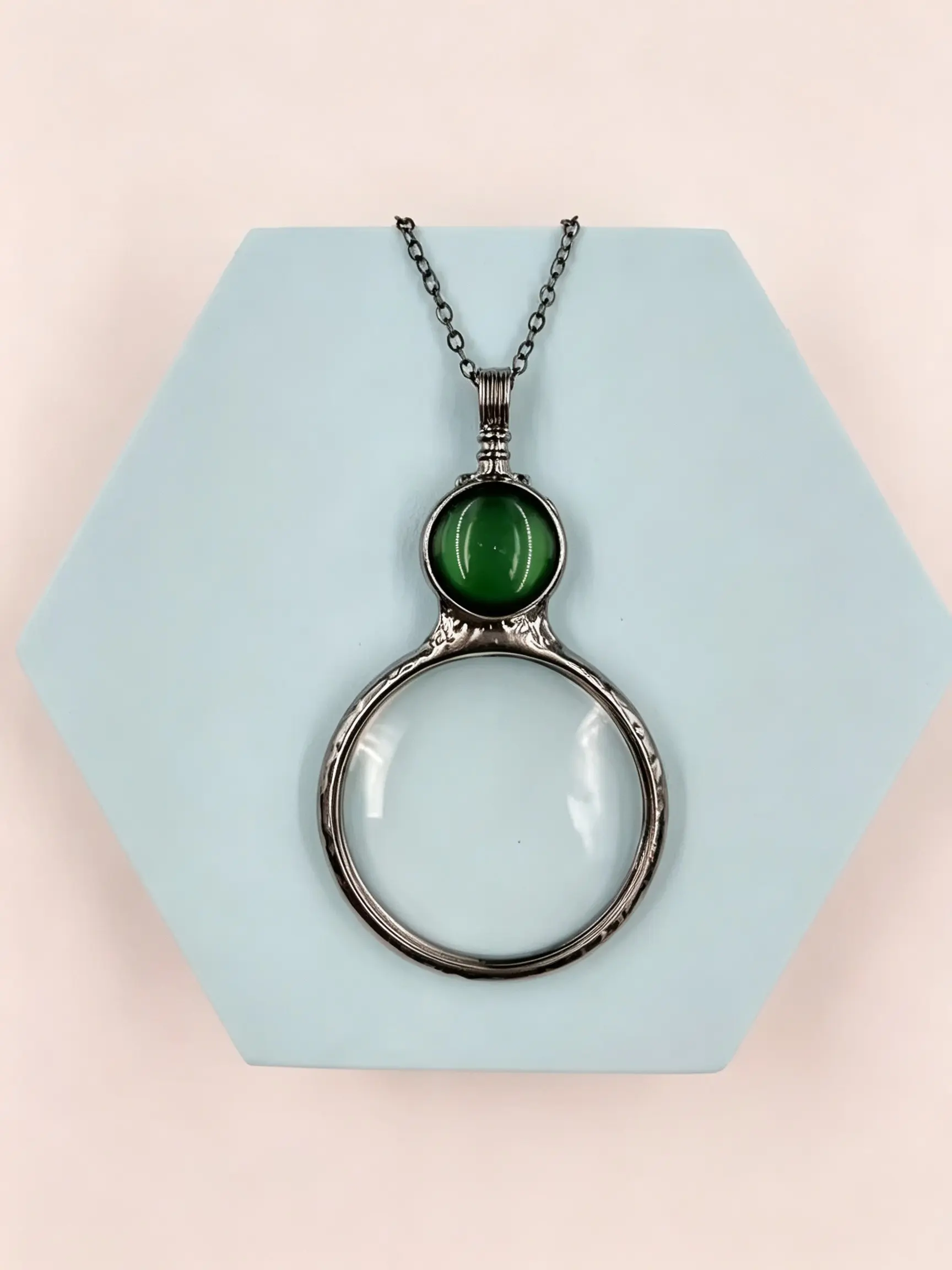 Metal Round Magnifying Glass Pendant Reader, Sweater Chain Pendant Lens Necklace, Fashion Mother's Day Gift Jewelry Decoration