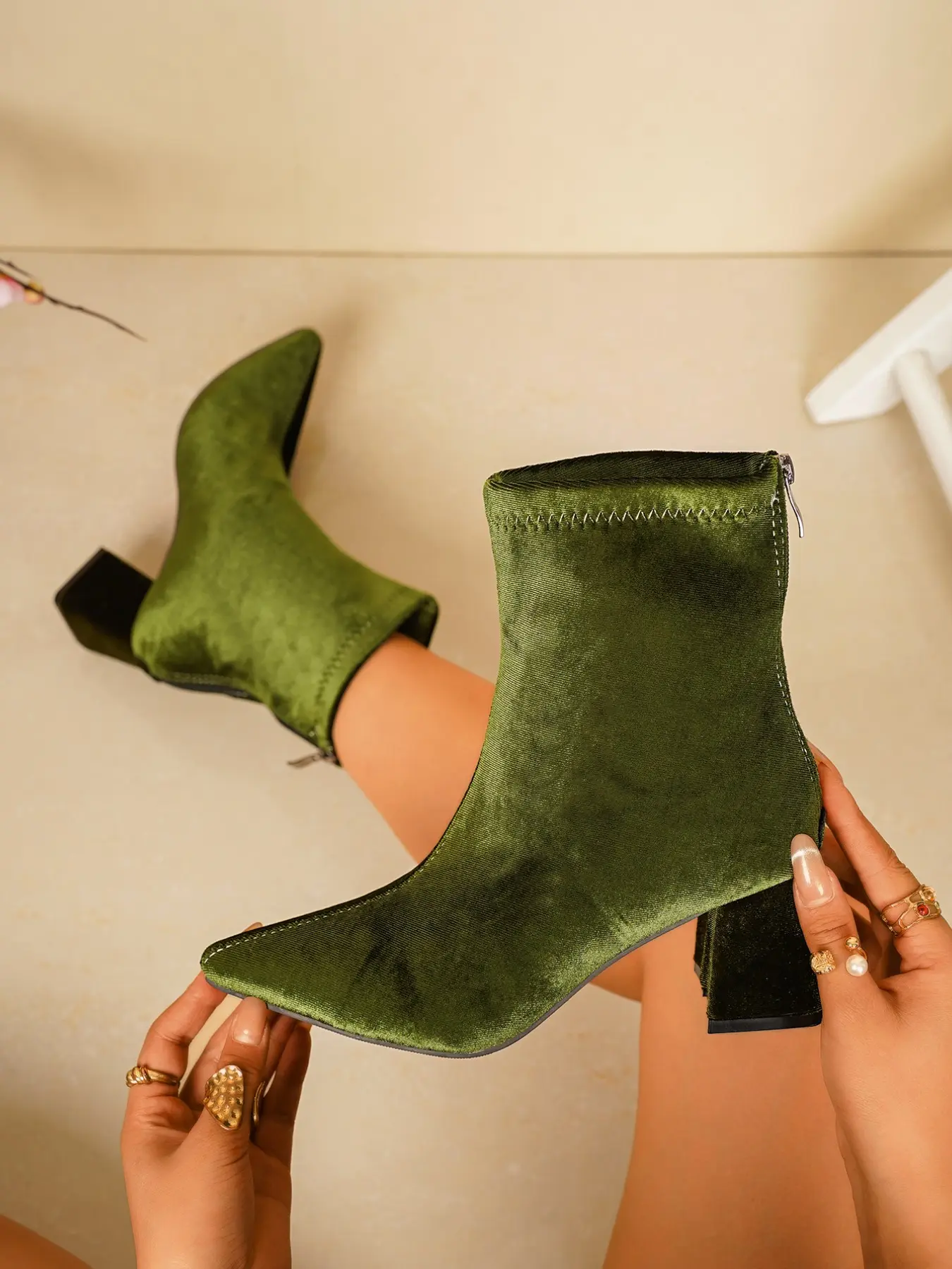 New Women's Slim Fit Elastic Short Booties, Ankle-Fitting, Side Zipper, Easy On/off, Comfortable Rubber Sole, Fall & Winter Style