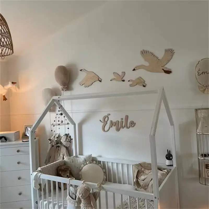 Nordic Style Home Decoration Wall Stickers with Flying Geese or Ducks, Reusable Space-Themed Decor, Wall Decoration for Boys and Girls' Rooms, Natural Wood Appearance, Bird Decoration