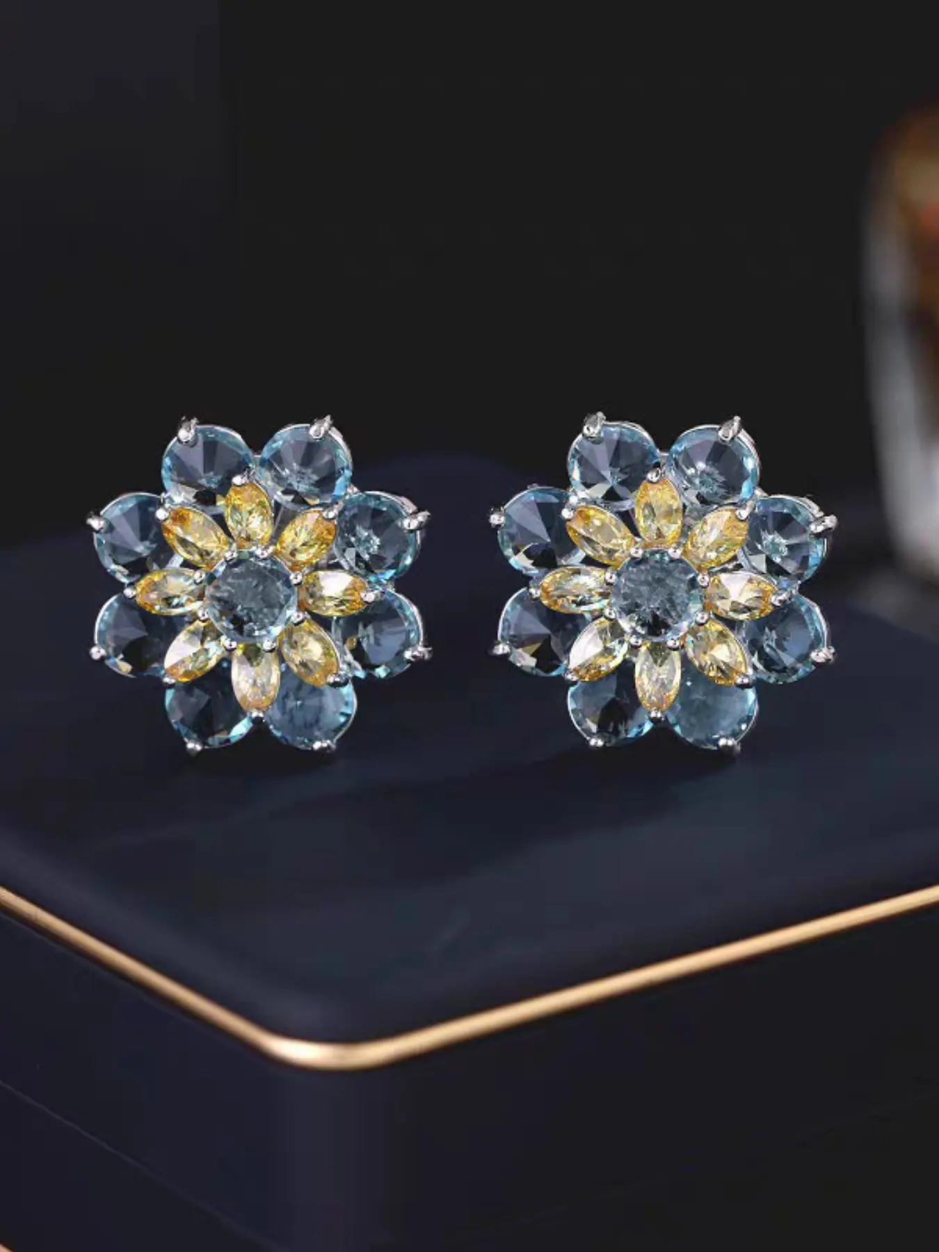 Luxury Simple Crystal Zircon Flower Stud Earrings, Daily Commute Fashion Jewelry, All Seasons Floral Design, Perfect Gift for Holidays