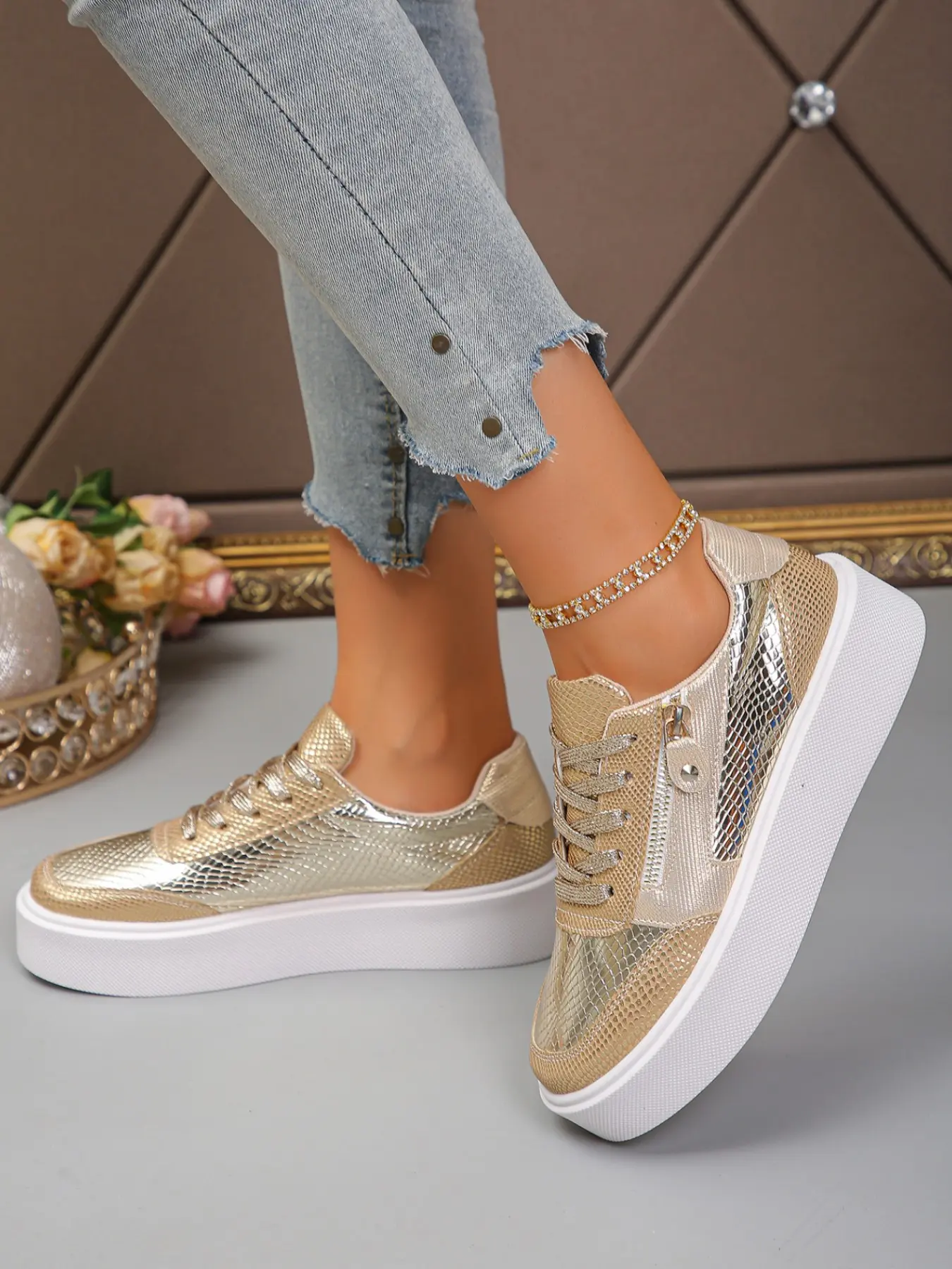 New Casual Board Shoes, Lightweight and Comfortable, Trendy Flat Design, Anti-Slip and Breathable, Fashionable Bright Sneakers