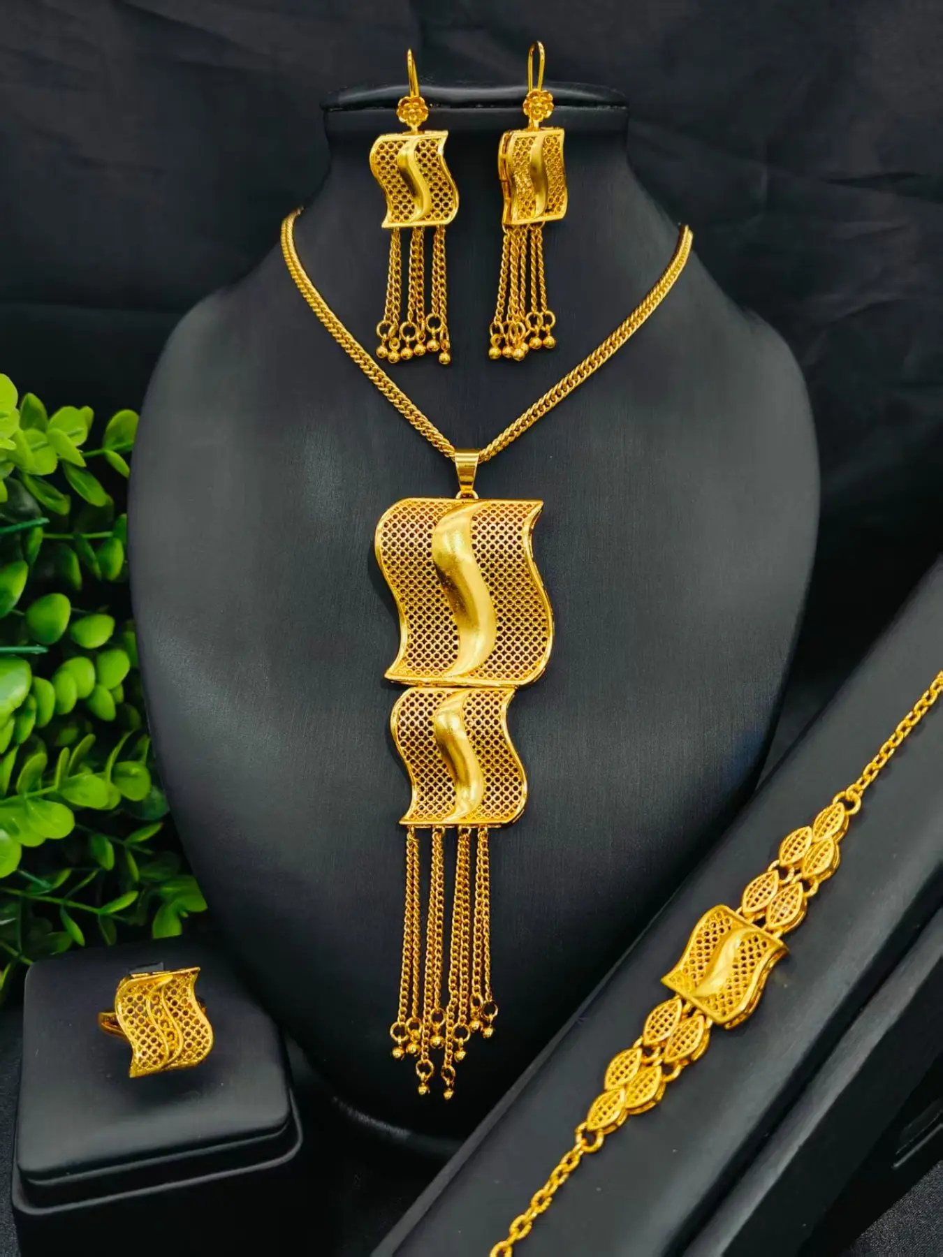Fashion Women's Ethnic Pattern Costume Jewelry Set, Long Pendant Necklace Earrings Bracelet Ring, Bride Jewelry Set for Wedding Day, Wedding Party Gift, All Seasons