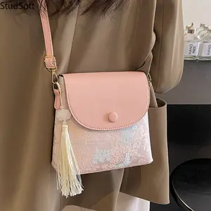 Vintage Jacquard Crossbody Bag Women's PU Leather Flap Shoulder Purse Chinese Style Embroidered Handbag with Tassel Charm for Casual Party Wedding