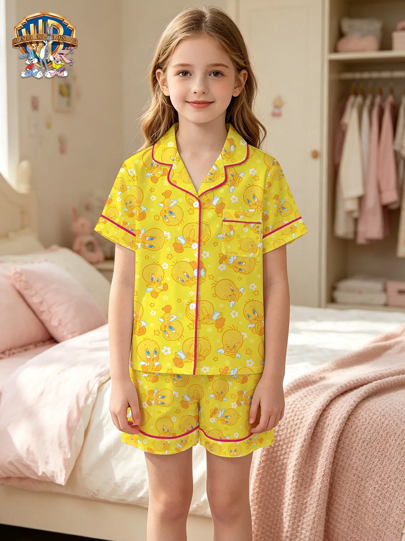 Warner Bros. Officially Licensed Looney Tunes Tweety Kids Short Sleeve Pajama Set, Girls Summer Home Wear, Loose-Fit Casual Style