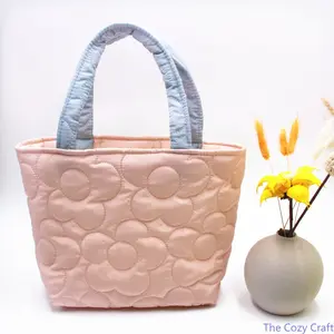 Korean Style Quilted Mommy Tote Bag, Portable Multi-use Snack Storage Handbag for Women. Spacious convertible shoulder tote ideal for baby essentials, daily outing, grocery shopping, mommy travel and casual outdoor storage needs.