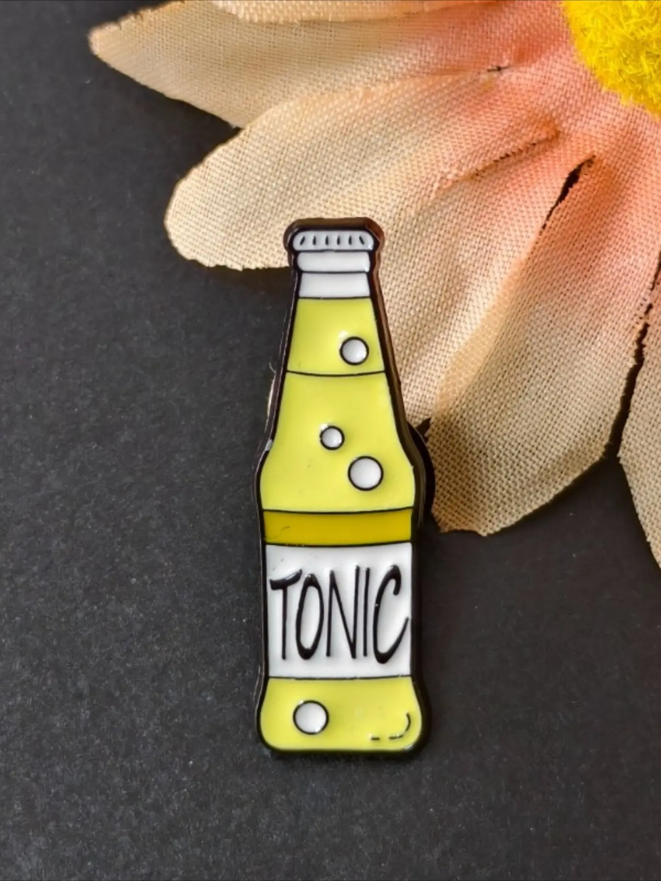 TONIC Water Bottle Enamel Pin, Cute Yellow Soda Drink Lapel Brooch, Fashion Jewelry Beverage Badge Accessory for Clothing Bags Party Decor