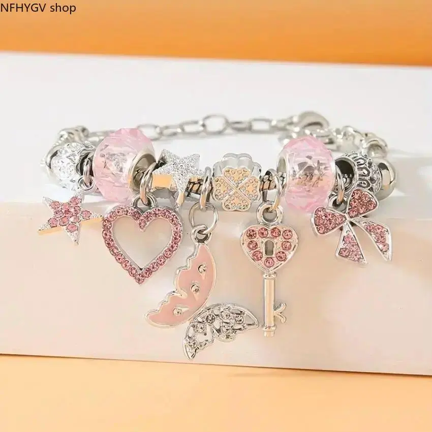 Exquisite Trendy Heart Pink Butterfly Star Pendant Bracelet, Sparkling Non-Natural Crystal May Birthstone Adjustable Princess Style Fashion Jewelry Accessory For Women Daily Outfits And Gifting