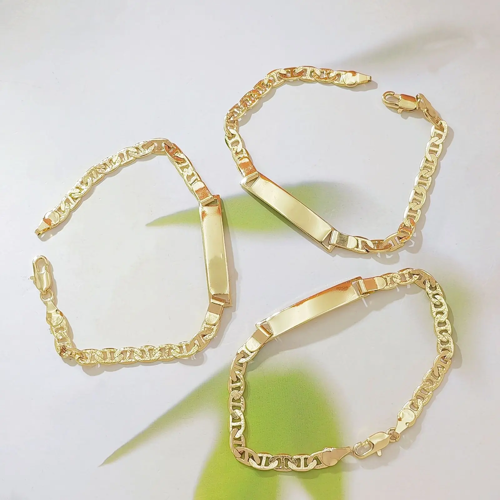 Women's Gold-Plated Figaro Chain ID Bar Bracelet - Camping & Hiking Hammock Accessory, Blank Engravable Flat Bar, Stackable Link, Waterproof Finish, Lobster Clasp, Personalized Nameplate, Simple Charm, All Seasons Everyday Wear Dainty Jewelry