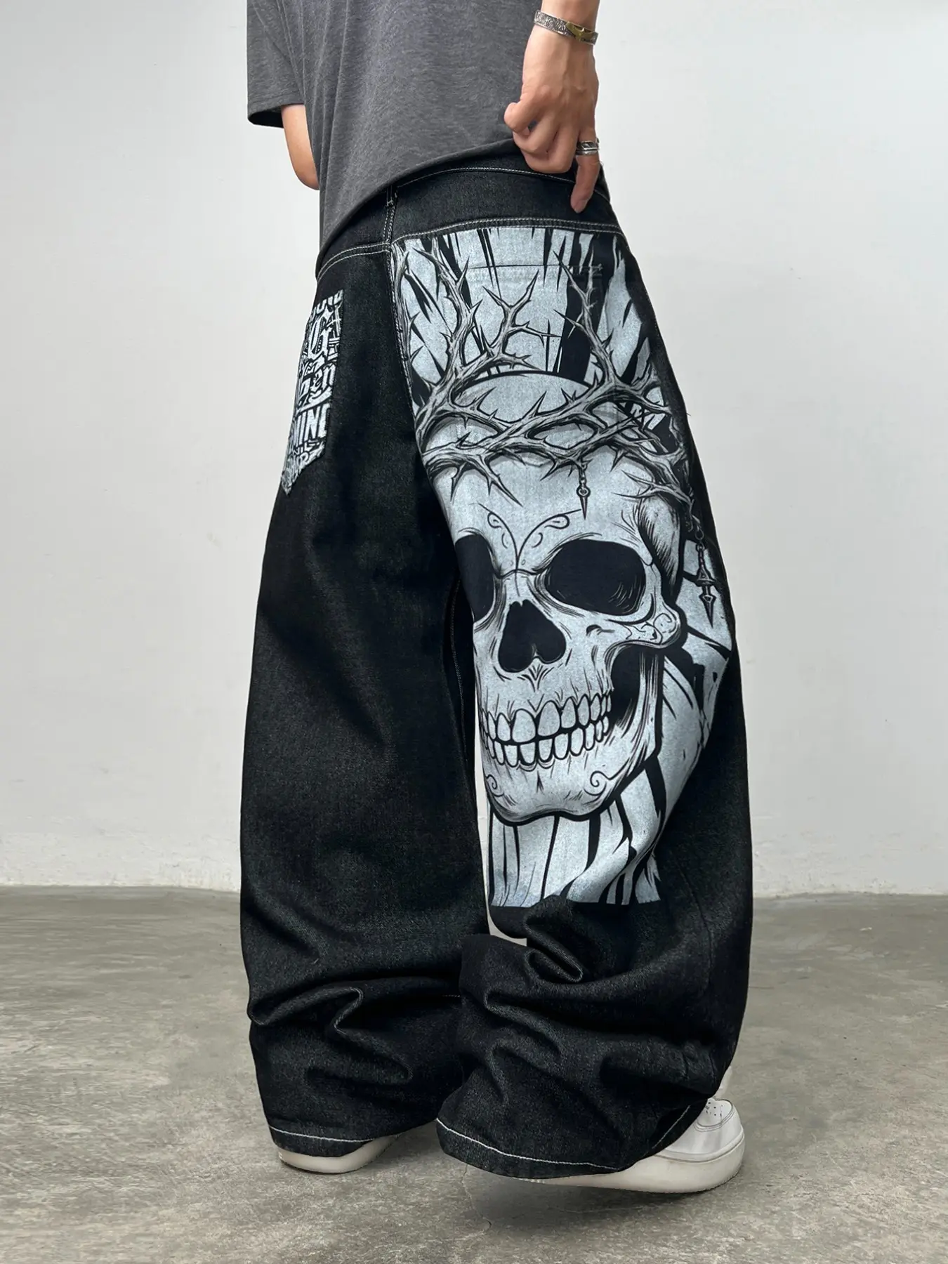 Men's Skull Print Jeans, Y2K Streetwear Wide Leg Baggy Pants, Loose Fit Long Pants, Trendy Casual Wear for All Seasons, Oversized Menswear