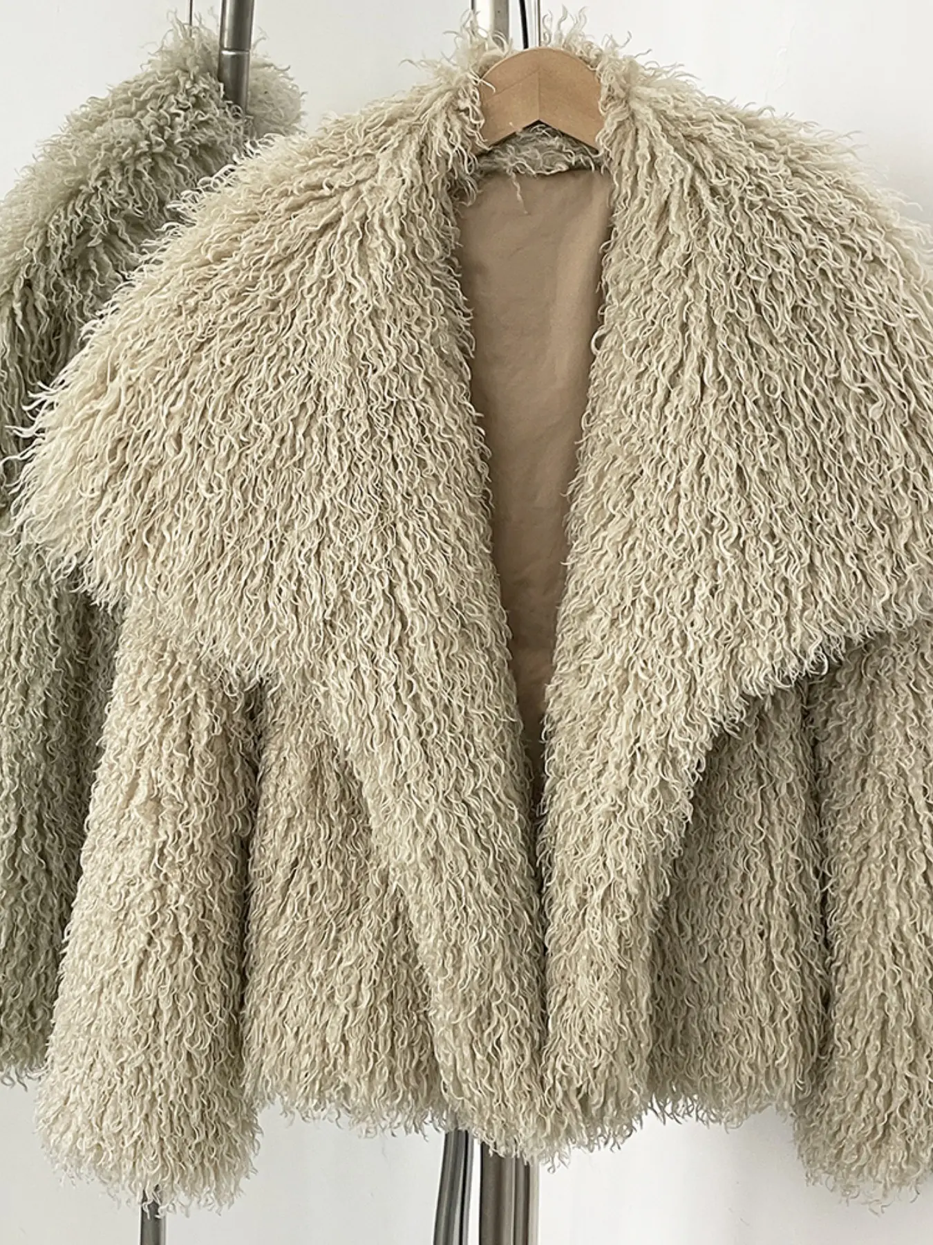 Women's Large Collar Short Artificial Mongolian Wool Coat, Autumn Winter Long Fur Multi-Color Plush Jacket, Stylish Warm Outerwear