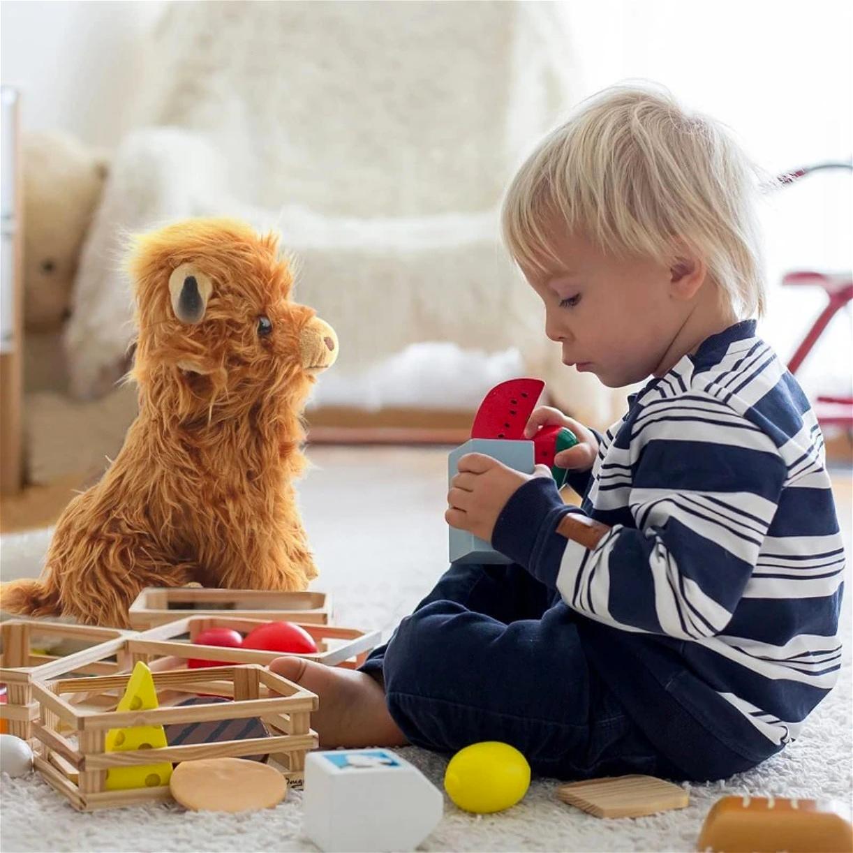 Kyloe Highland Cow Plush Toy, 25cm, Realistic Soft and Cute Farm Toy Plush Pillow, Stress Relief Toy, Anxiety Relief, Sensory Play, Children's and Adults' Room Decoration Gift, Birthday Gift, Halloween Gift