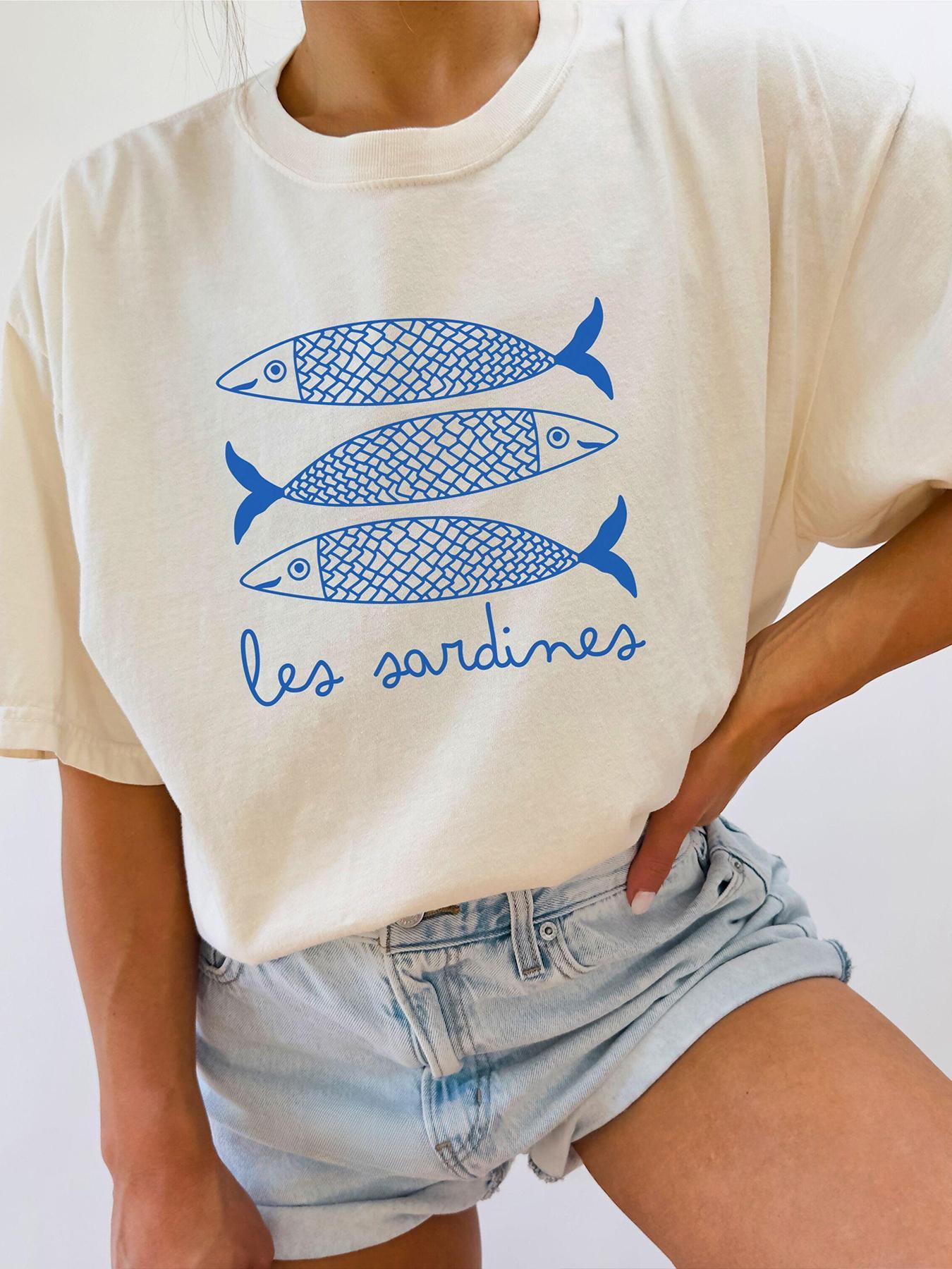 Women's Sardine & Letter Print Round Neck Tee, Casual Short Sleeve Crew Neck T-shirt for Summer, Everyday Fashion Women's Top for Daily Wear