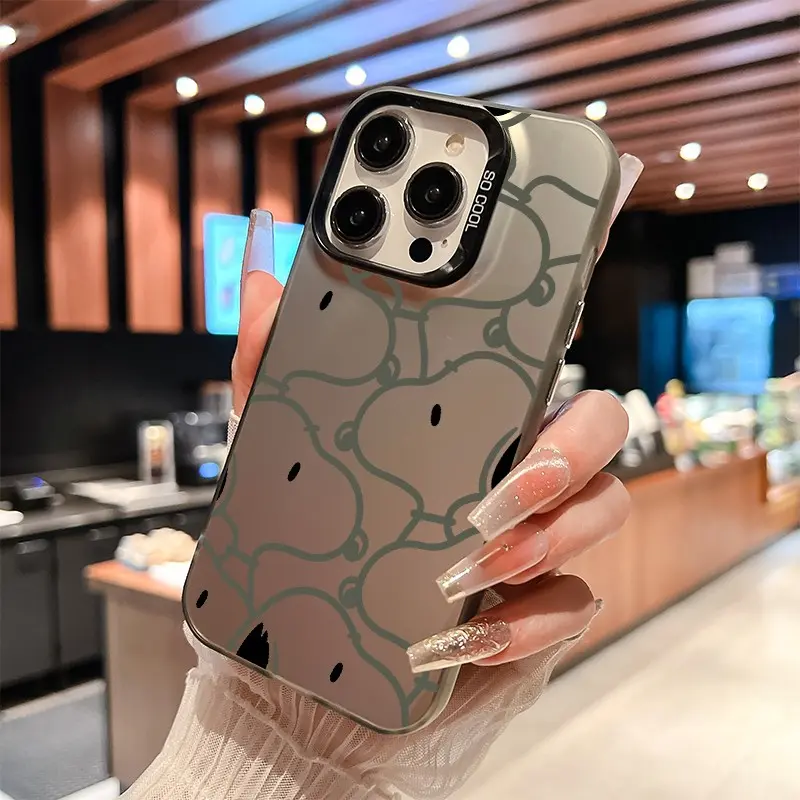 Cute Snoopy Heads Cluster Pattern Smartphone Cover, Anti-Skid Hard Silver Cellphone Case for iPhone17/17PROMAX/17PRO/16/15/14/13/12/11 Devices, CY848 Color Protector