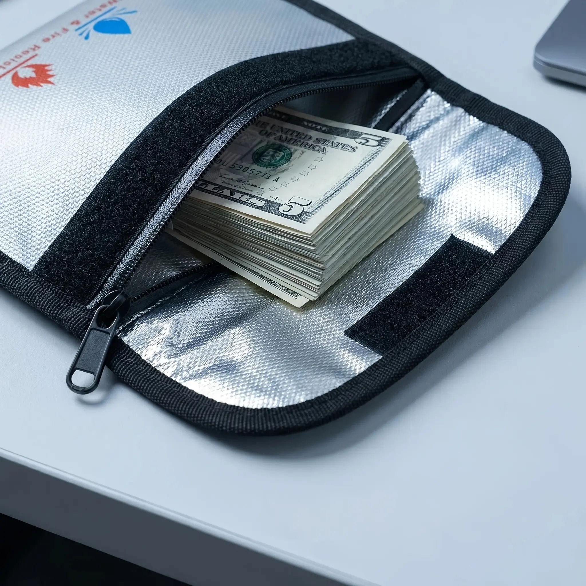[Fireproof Money Bag] Small Fireproof Bag (5×8 Inches), Non-Itchy Fireproof Money Bag, for Storing Cash, Valuables, Passports, Currency And Keys (2 Pack)