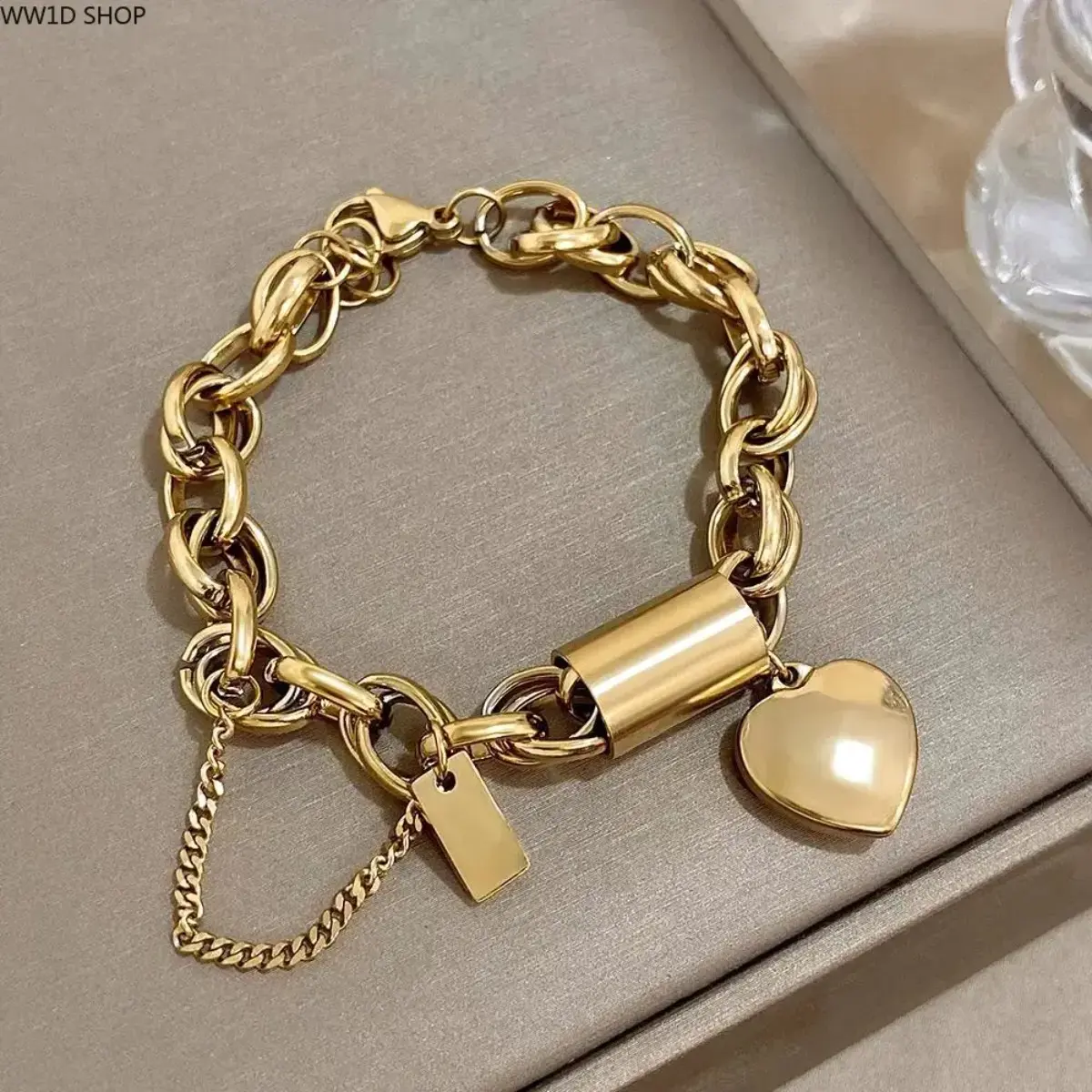 Women's Heart Lock Charm Bracelet, Gold-Plated Chunky Stainless Steel Chain, Stackable Hypoallergenic Jewelry for Daily Wear, Anniversary Gift