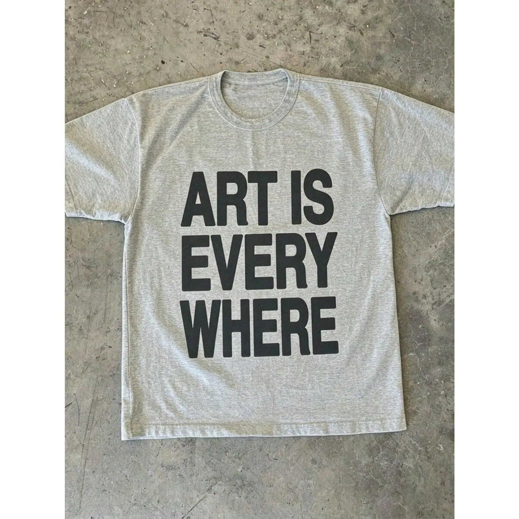 Art Is Everywhere Graphic T-Shirt Soft, Crew Neck Tee,Comfortable Casual Summer Wear, Everyday Casual Cotton T-Shirt,Alphabet Print Unisex T-Shirt