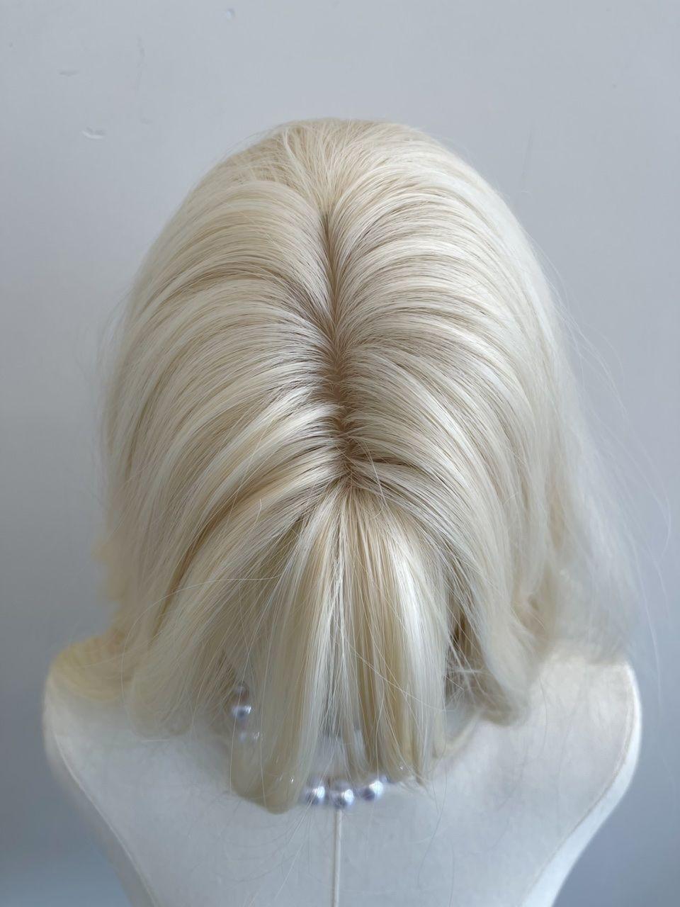 Women's Full Cap Platinum Blonde Long Curly Wig  Natural Middle Part Curtain Bangs, Water Wave Invisible Lace Front Wig