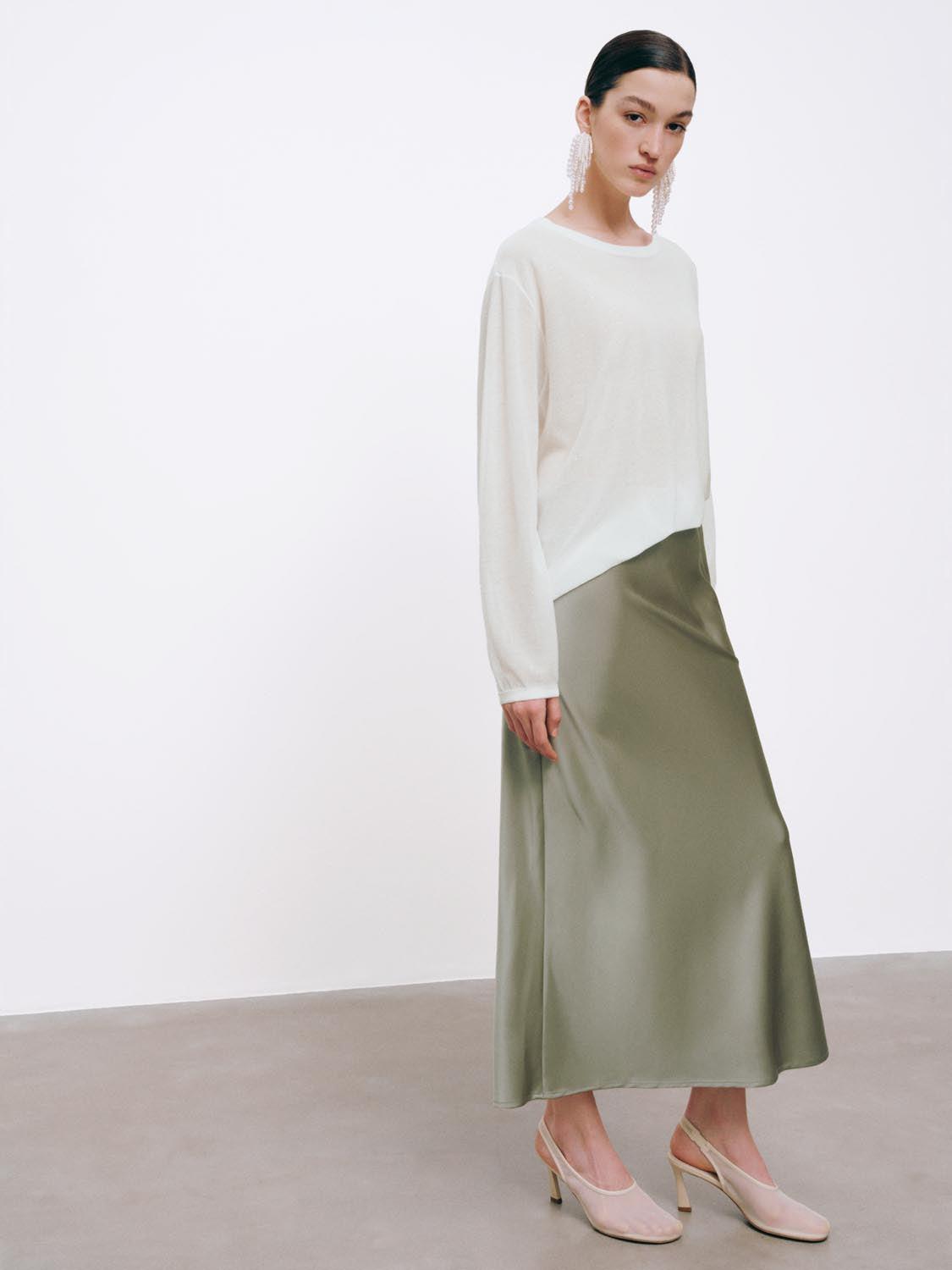 URBAN REVIVO 2026 Summer Women's Casual Design Sequined Loose Round Neck Knit Top UWH960036