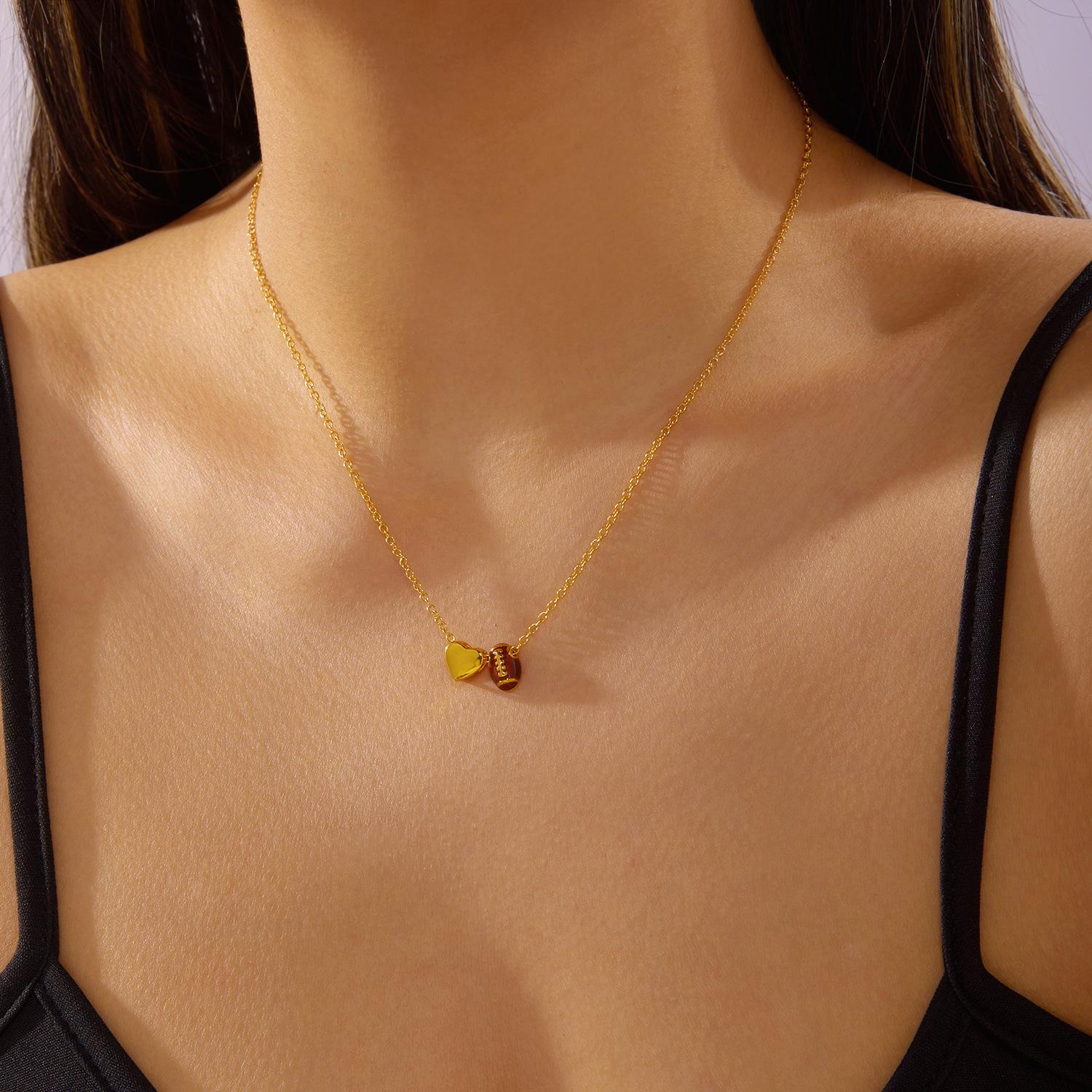 Minimalist Sports Alloy Heart Basketball Volleyball Pendant Necklace, Daily Wear Versatile Paper Card Chain, Fashionable Accessory