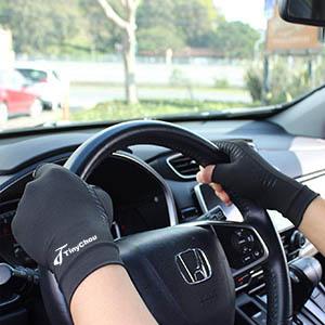 2 Pairs Copper Arthritis Gloves, Fingerless Compression Gloves for Men and Women, Pain Relief and Healing for Arthritis Hand, Carpal Tunnel, Typing and Daily Work (Black, Medium)