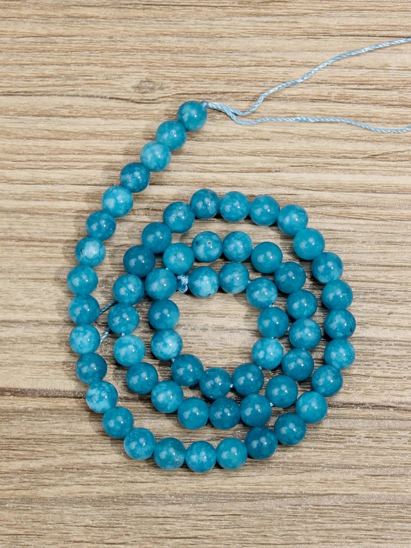 Kyanite Natural Kyanite Crystal Beads - 6/8/10mm Blue Quartz Round Loose Beads for jewelry making, DIY bracelets, necklaces, mobile phone charms, Christmas gift accessories, 15-inch strand