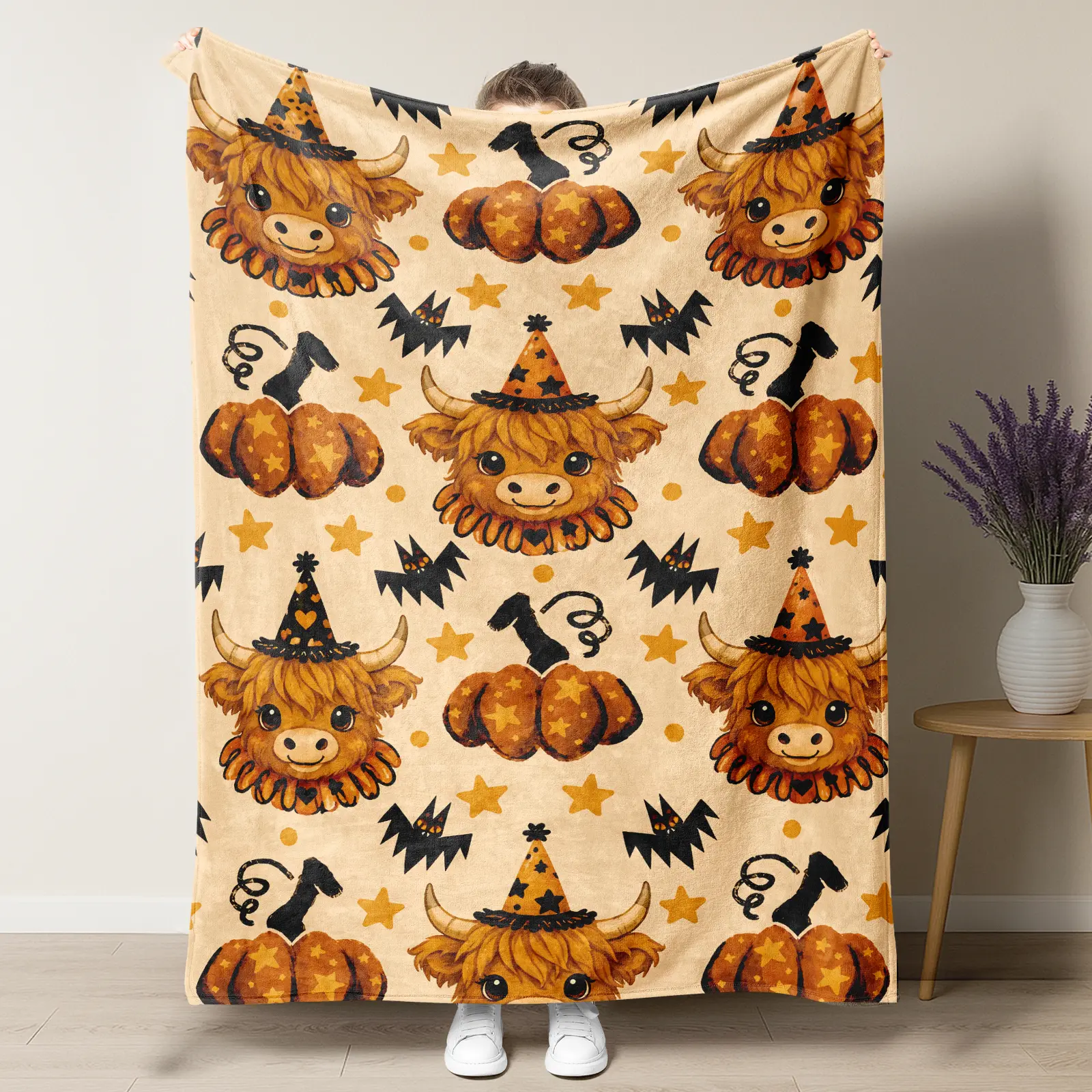 Cute Fall Highland Cow Halloween Fleece Blanket,Retro Star Pumpkin Black Bat All Over Print Cozy Throw Blanket,Retro Folk Art Spooky Season Fall Farmhouse Halloween Decor Sofa Couch Bed Cover For Gift