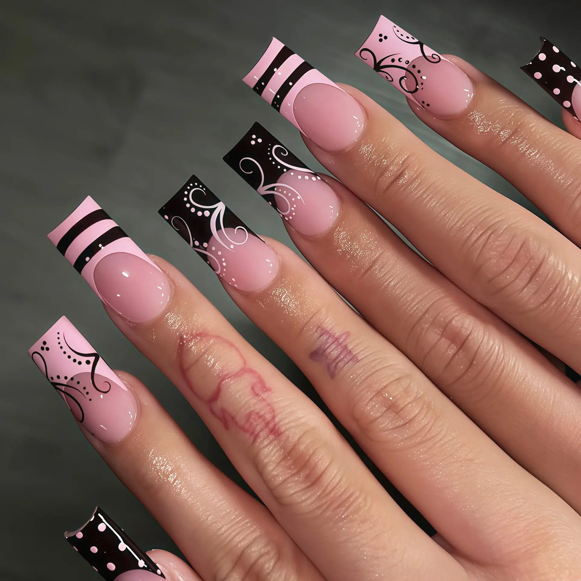 24pcs Pink and Black French Polka Dot Black Vine Stripe Acrylic Press-On Nails, Fake Nails, Nails Press Ons, suitable for women and girls, summer nails, Nail Design, easy to wear, perfect for vacation and travel